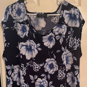 Lane Bryant Dark Blue Sleeveless Tank Light Blue Floral Flowers Plus Size 14/16